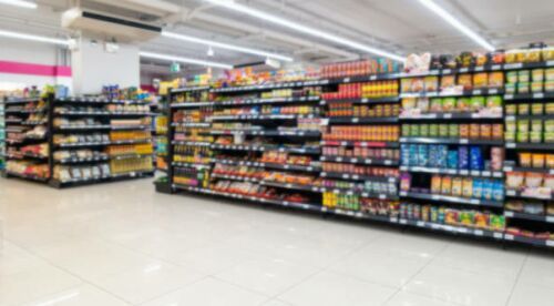 Supermarket si galerie comerciala, aproape de autorizare