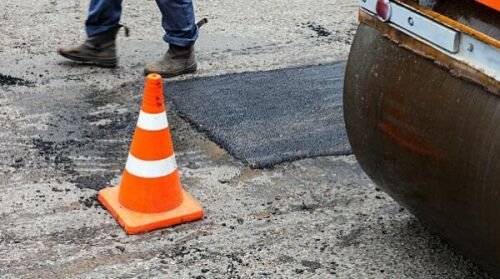 Drum, prelungit pentru a deservi o zona industriala si de comert