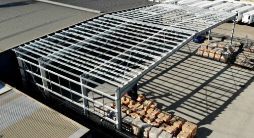 Teren de peste 5 ha, pregatit pentru edificarea unei mari unitati de retail
