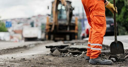 Licitatie de peste 56 mil euro, blocata de disputele in instanta