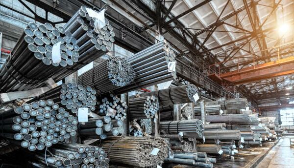 Otel laminat: ArcelorMittal creste, din nou, preturile