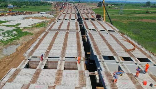 Autostrada A7: Loturile dintre Bacau si Pascani trebuie sa ajunga la 80-90% pana pe 31 august