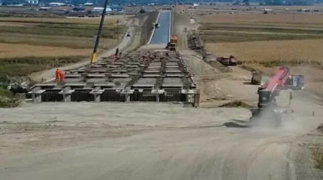 Pe Autostrada A7 Bacau – Pascani UMB a mobilizat 5.500 de muncitori
