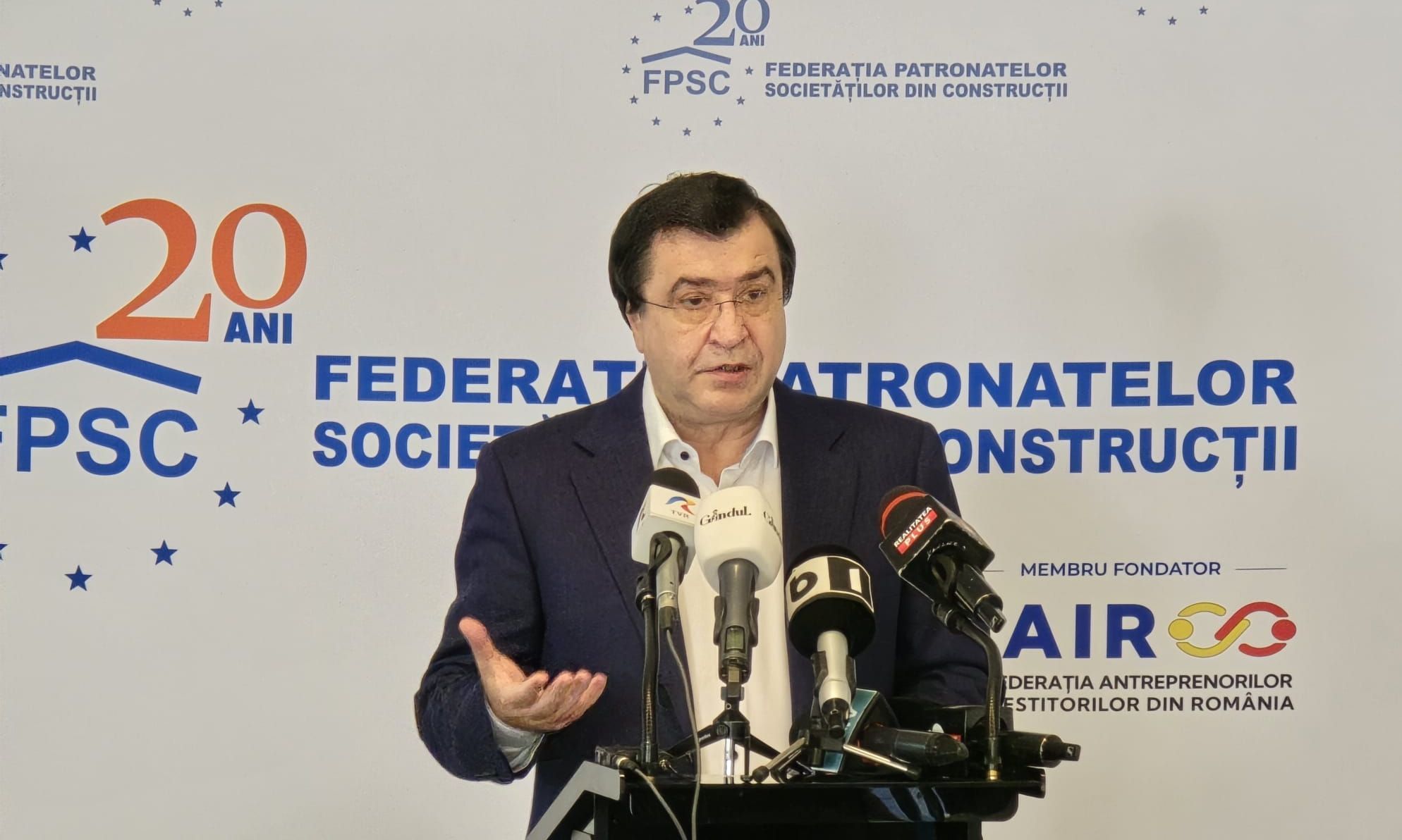 Cristian Erbașu, președintele Federației Patronatelor Societăților din Construcții Cristian Erbasu, presedintele FPSC: Constructorii contribuie la dezvoltarea Romaniei, indiferent de perioada