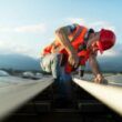 Salariul in constructii: Scadere mai mica decat media nationala