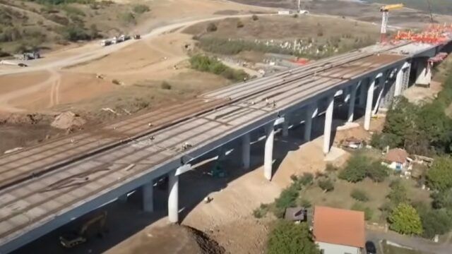 Autostrada A3 Transilvania: Viaductele de pe Nadaselu-Zimbor au ajuns la 86%