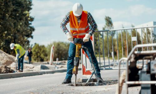Programul Guvernului Niculescu: Statul va plati firmele in maximum 90 de zile