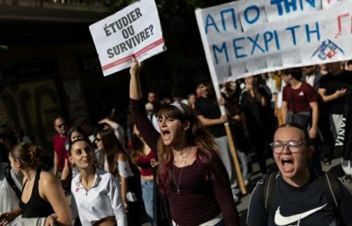 Europa se confrunta cu furia tinerilor impotriva costului ridicat al vietii
