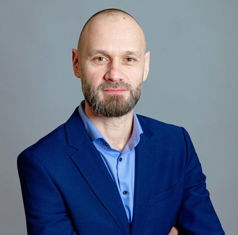Sebastian Costin, directorul Departamentului Expansiune de la PENNY Sebastian Costin, directorul Departamentului Expansiune de la PENNY: ”Planul este ca anul acesta sa deschidem inca 40 de magazine”