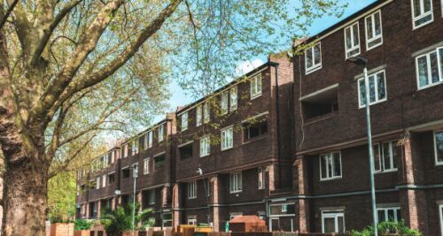 Programul Locuinte Accesibile din Marea Britanie prevede construirea a 70.000 de locuinte subventionate si sociale